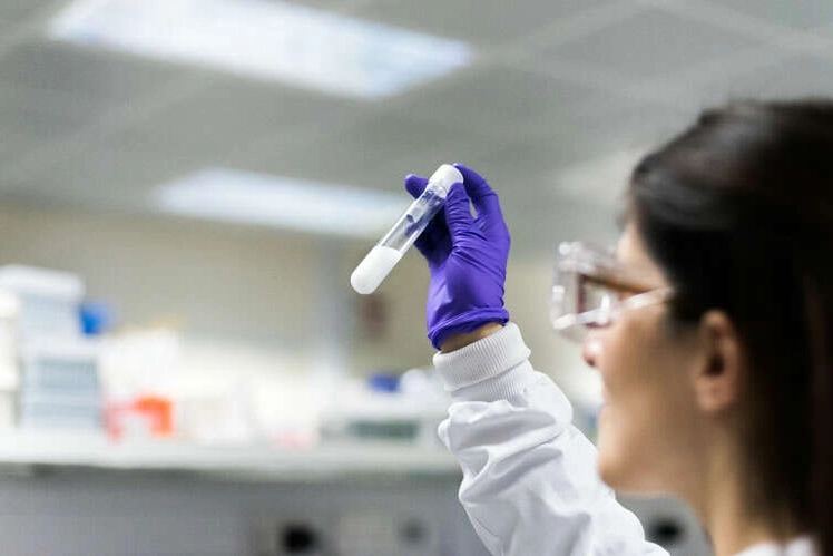 AstraZeneca'dan Çin'e 2,5 milyar dolarlık yatırım... Çin'deki ilk ve tek aşı üretim tesisi olacak haberi