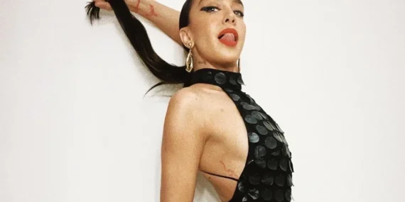 Aybüke Albere dans provaları için stüdyoda… Göbek atarken adeta usta dansçılara taş çıkarttı haberi