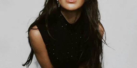 Aybüke Albere'den anlamlı proje: Kimsesiz çocuklara masal okuyacak! haberi