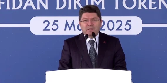 Bakan Tunç: Şiddet çağrısı hukukça korunamaz! Vandallar tek tek tespit ediliyor haberi