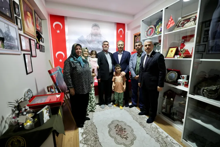 Bakan Yerlikaya'dan Konya'da şehit ailesine ziyaret haberi