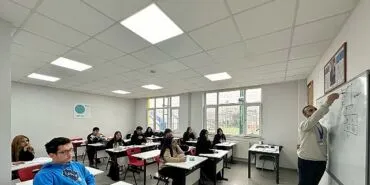 Bakırköylü Gençler Ücretsiz LGS ve YKS Kursları ile Geleceğe Hazırlanıyor haberi