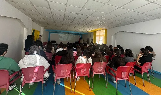 Bakırköylü öğrenciler geleceğe umutla bakıyor haberi