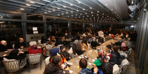 Başkan Alper Taban down sendromlu öğrencilerle bir araya geldi haberi