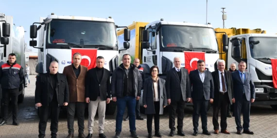 Başkan Erdem: ''Temizlik hizmetleri araç filosu hayırlı olsun'' haberi