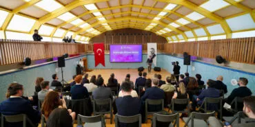 Başkan İmamoğlu: Sınıfta kalma şansımız yok haberi