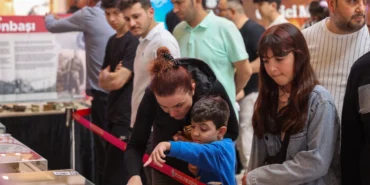 Başkan Pekyatırmacı “Anadolu’nun Diriliş Destanı Çanakkale” sergisi’ni ziyaret etti haberi