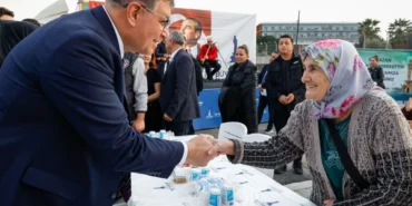 Başkan Tugay: Bu sofralarda geleceğe dair umutlanıyoruz haberi