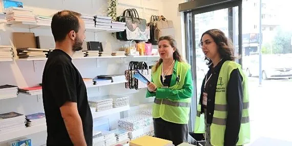 Bayraklı'da esnafa hızlı çözüm ‘Esnaf Masası’ ziyaretlere başladı haberi