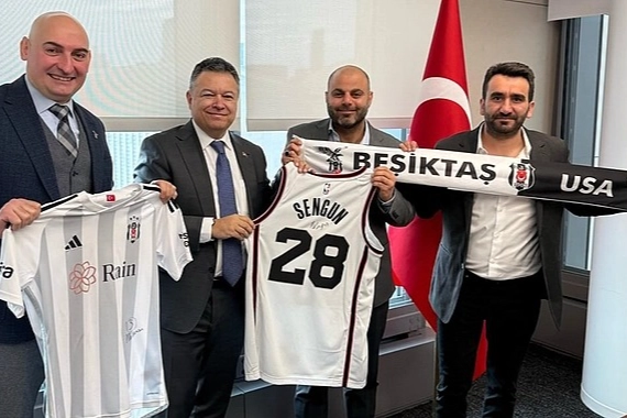 Beşiktaş USA, New York Başkonsolosu Muhittin Ahmet Yazal'ı ziyaret etti haberi