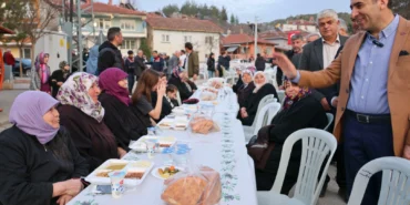 Bilecik Valisi Aygöl, Karaköylülerle buluştu haberi