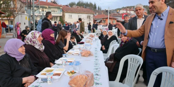 Bilecik Valisi Aygöl, Karaköylülerle buluştu haberi