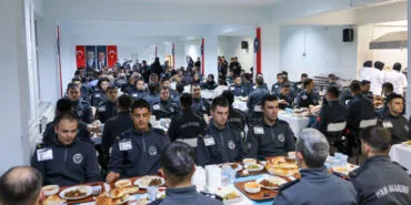 Bilecik ValisiAygöl, polis adaylarıyla iftar programında buluştu haberi