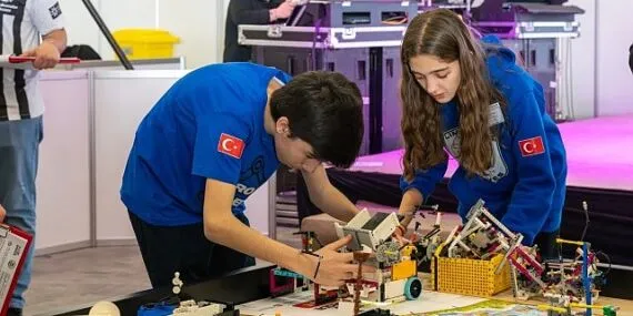 Bilim Kahramanları’nın yeni görevi okyanusları keşfetmek haberi