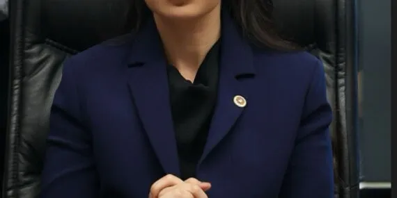 Bodrum'da konteyner lisedeki yangına CHP'li vekilden sert tepki! haberi