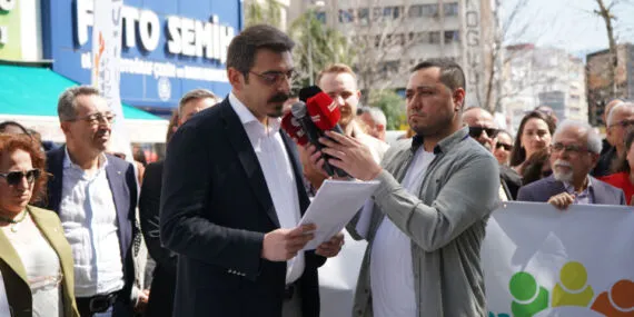 Bornova'da planlara tepki! Zeytinlikleri betona ve ranta kurban etmeyeceğiz! haberi