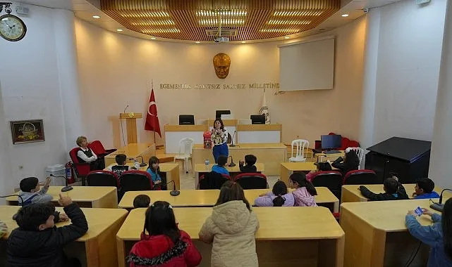 Burhaniyeli miniklerden örnek çevre duyarlılığı haberi