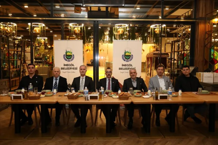 Bursa İnegöl Belediyesi, 116 mahalle muhtarıyla aynı sofrada haberi
