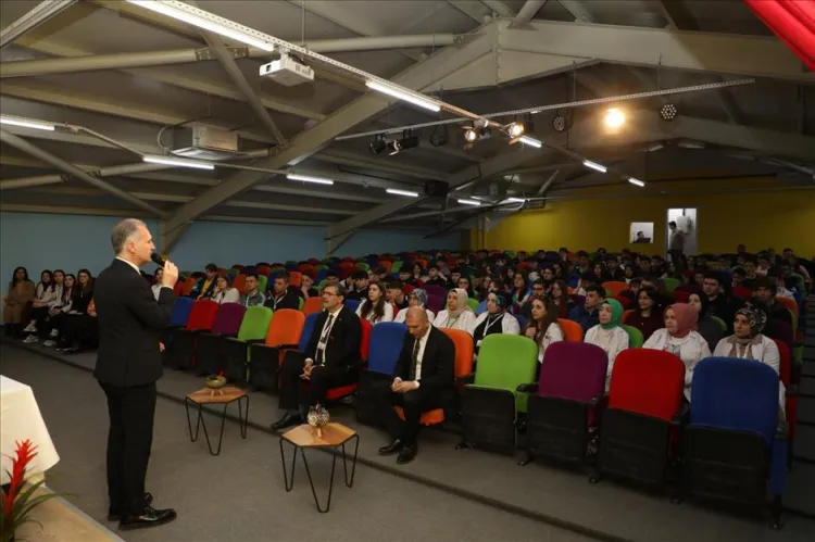 Bursa İnegöl’de gençlerin sözü geçiyor haberi