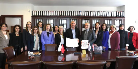 Bursa Mudanya'da yerel yönetimden kadınlara ücretsiz hukuki destek haberi