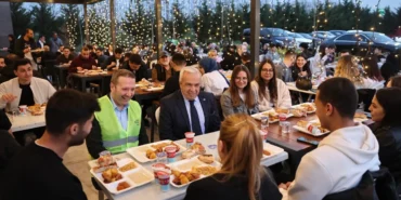 Bursa Nilüfer'de Başkan Özdemir gençlerle buluştu haberi