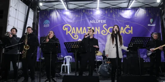 Bursa Nilüfer'in Ramazan Sokağı'nda orkestradan keyifli dinleti haberi