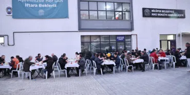 Bursa Nilüfer’de iftar sofraları dayanışmayı artırıyor haberi