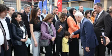 Bursa'da Başkan Bozbey bayramda çalışan ekipleri unutmadı haberi