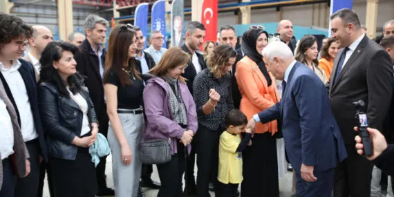 Bursa'da Başkan Bozbey bayramda çalışan ekipleri unutmadı haberi