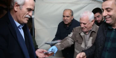 Bursa'da Başkan Bozbey'den Altepe'ye tatlı ikramı haberi