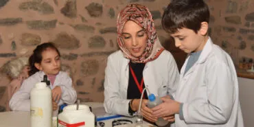 Bursa'da Molla Yegan Çocuk Üniversitesi’nde ders zili çaldı haberi