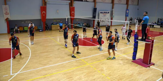 Bursa'da Osmangazi Belediyespor 2.Lig yolunda haberi