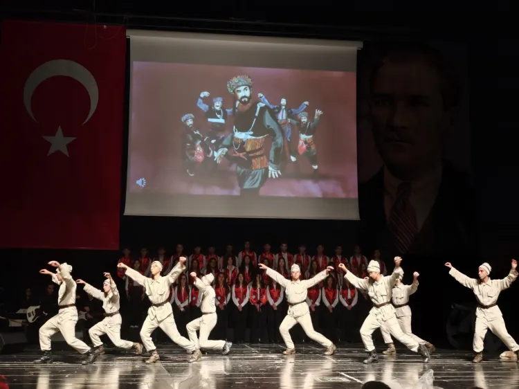 Bursa’da okul dışı öğrenme ortamları tiyatro ile güçleniyor haberi