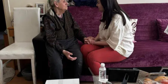 Büyüklerimize vefa: İKAGED, mahalle mahalle yaşlıları ziyaret etti haberi