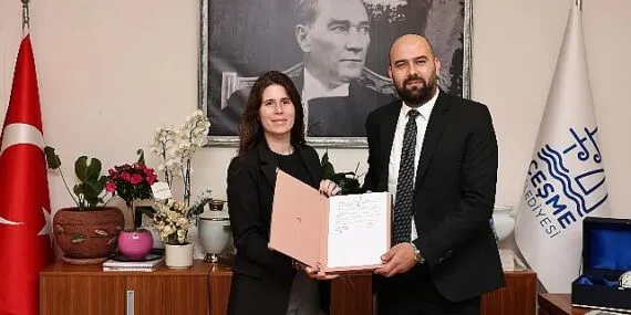 Çeşme Belediyesi ile Türkiye Satranç Federasyonu arasında iş birliği protokolü imzalandı haberi