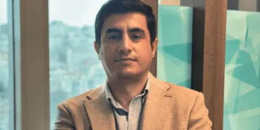 Depremde felç kalanları robotlar ayağa kaldırıyor haberi