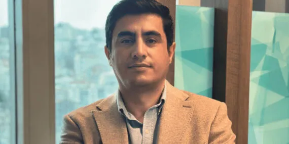 Depremde felç kalanları robotlar ayağa kaldırıyor haberi