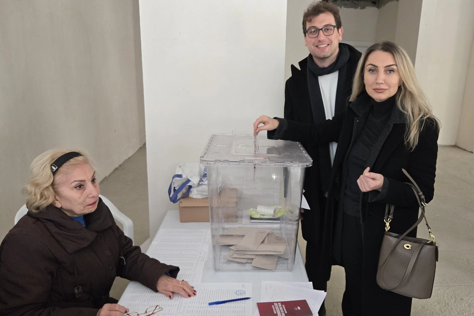 Dilek İmamoğlu oyunu kullandı, sandığa davet etti haberi