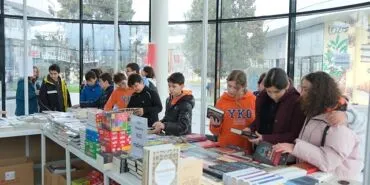 Dini Yayınlar Fuarı'na ziyaretçi akını haberi