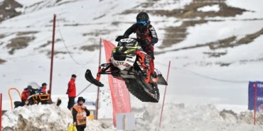 Dünya Snowcross Şampiyonası Erciyes'te start aldı haberi