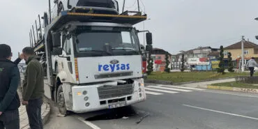 Düzce'de ışıklarda kaza: 1 yaralı haberi