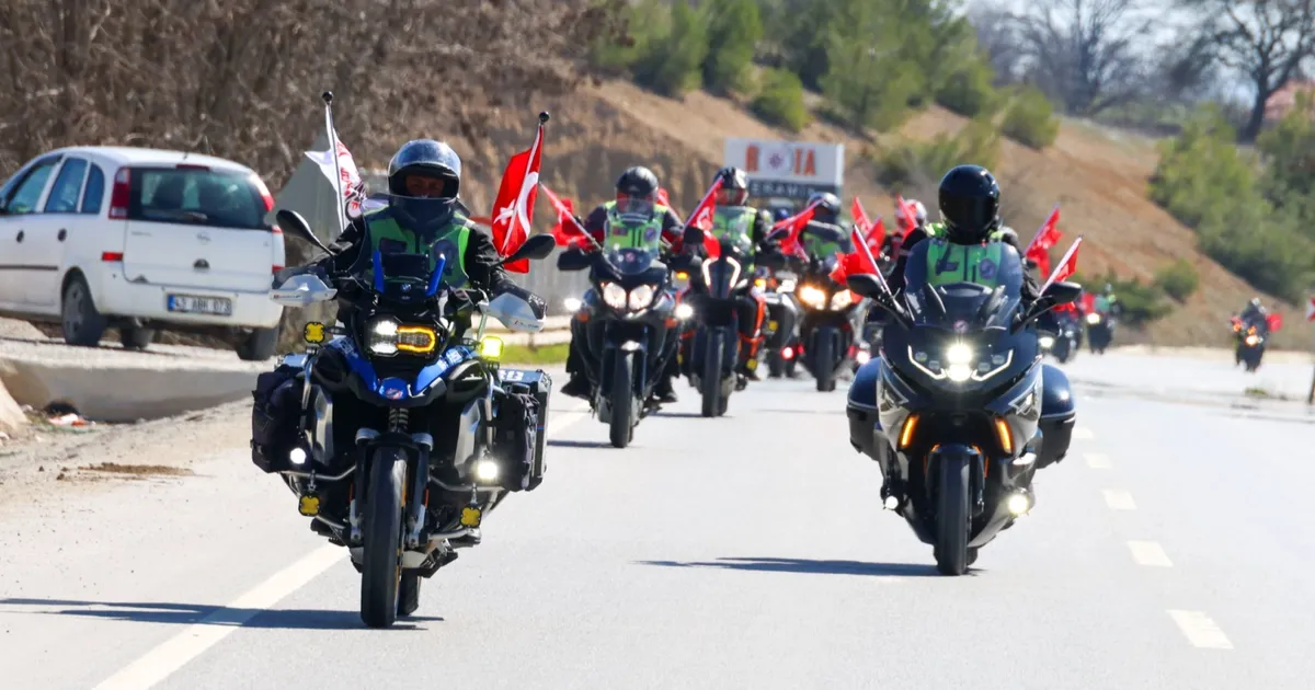 Ecdat toprağı ve Türk bayrağı Çanakkale'ye gönderildi haberi