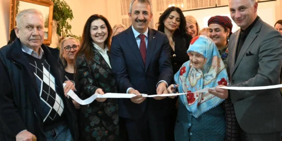 Edirne Valisi Yunus Sezer huzurevi sakinleriyle iftarda buluştu haberi