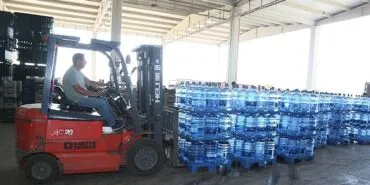 Efes Selçuklu Vatandaşlardan İzmir Su Damacanalarına Yoğun İlgi haberi