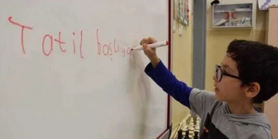 Eğitimde ikinci ara tatil başladı haberi