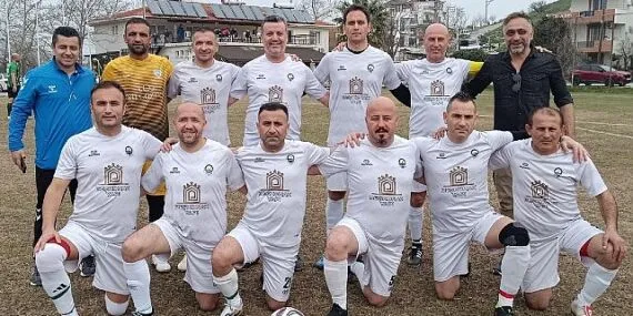 Foça Belediye Masterler 1 Akhisarspor Masterler 0 haberi