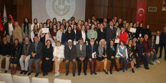 Gazeteci Özke, Fransız şair Lajus ile düet yaptı haberi