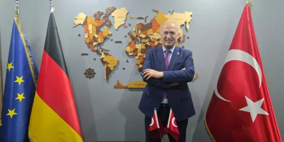 Gerontolog Dr. Kemal Aydın'a büyük onur haberi