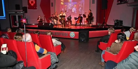 Hijazkâr Grubu’nun ‘Biçare Akşamlar’ Konseri Manisalılarla Buluştu haberi