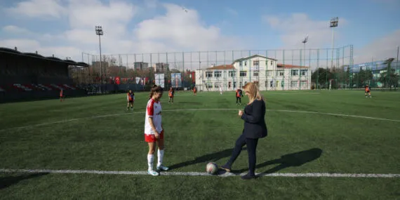 İstanbul Bakırköy'de emekçi kadınlar sahada buluştu haberi